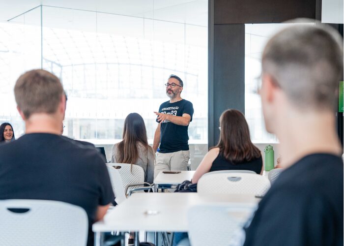 [post Blog] O Que Você Precisa Saber Sobre A Graduação Em Administração Do Einstein
