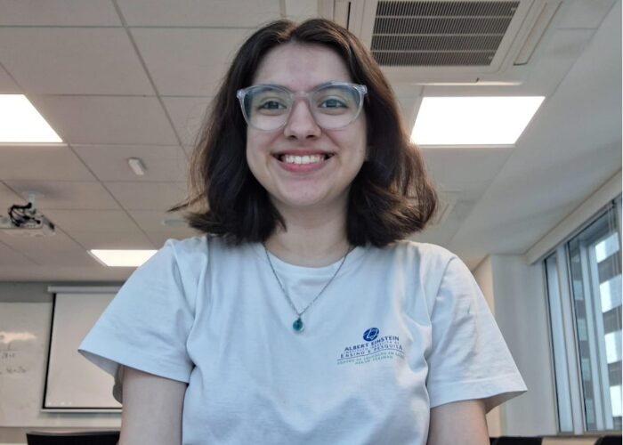 Conheça Nicole, Que Realizou O Sonho De Ser Aluna Do Ensino Médio Do Einstein