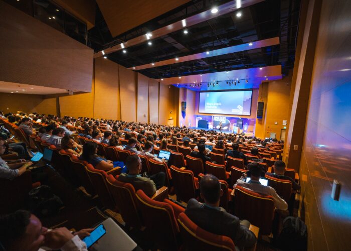 Confira a agenda de eventos cientificos do Ensino Einstein em