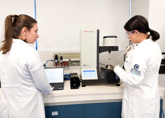 Iniciacao Cientifica o caminho que desenvolve pensamento critico e prepara para a carreira